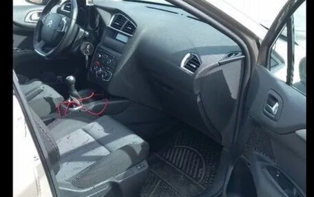 Citroen C4 II рестайлинг, 2012 год, 675 000 рублей, 3 фотография