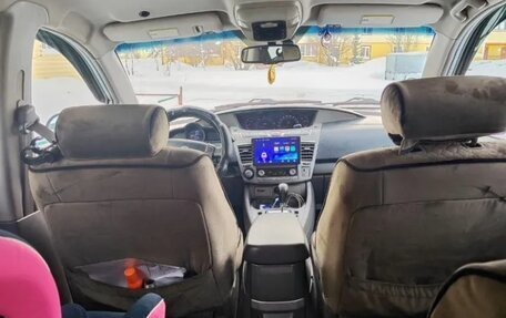 SsangYong Stavic, 2014 год, 1 400 000 рублей, 11 фотография