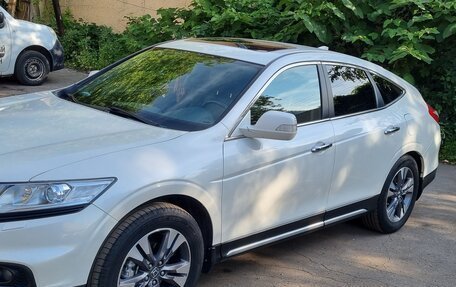 Honda Crosstour I рестайлинг, 2014 год, 1 800 000 рублей, 4 фотография