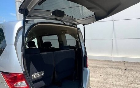 Honda Freed I, 2010 год, 980 000 рублей, 3 фотография