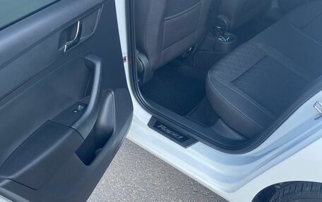 Skoda Rapid I, 2014 год, 1 075 000 рублей, 12 фотография