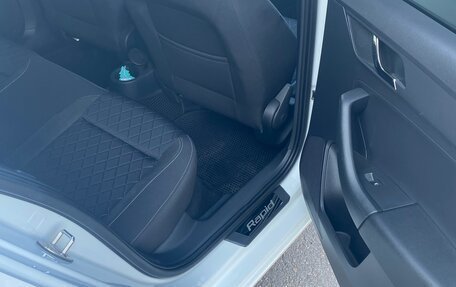 Skoda Rapid I, 2014 год, 1 075 000 рублей, 13 фотография
