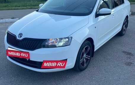 Skoda Rapid I, 2014 год, 1 075 000 рублей, 5 фотография