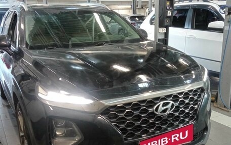 Hyundai Santa Fe IV, 2019 год, 2 400 000 рублей, 2 фотография