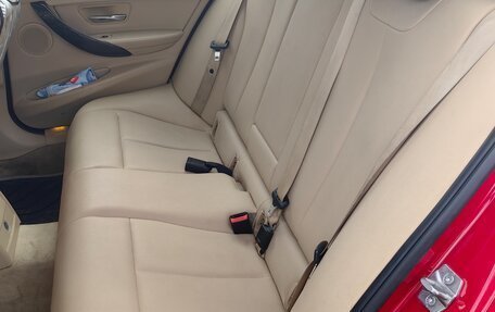 BMW 3 серия, 2012 год, 1 800 000 рублей, 13 фотография