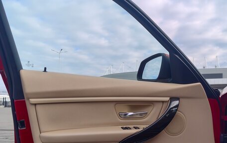 BMW 3 серия, 2012 год, 1 800 000 рублей, 14 фотография