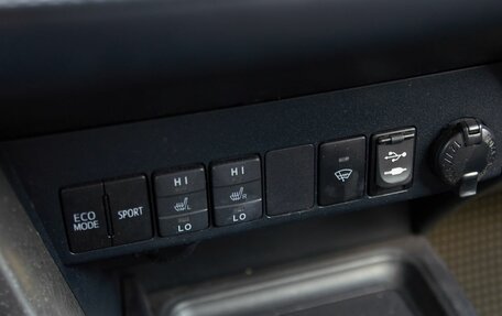 Toyota RAV4, 2013 год, 1 370 000 рублей, 10 фотография