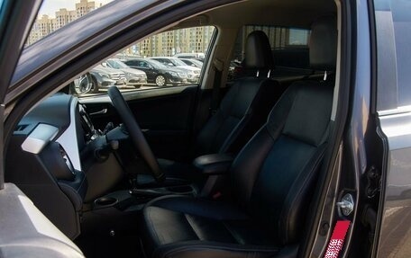 Toyota RAV4, 2013 год, 1 370 000 рублей, 15 фотография