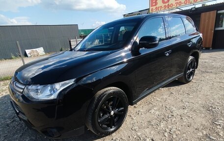 Mitsubishi Outlander III рестайлинг 3, 2013 год, 1 399 009 рублей, 5 фотография