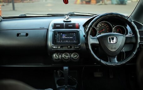 Honda Fit III, 2002 год, 349 000 рублей, 18 фотография