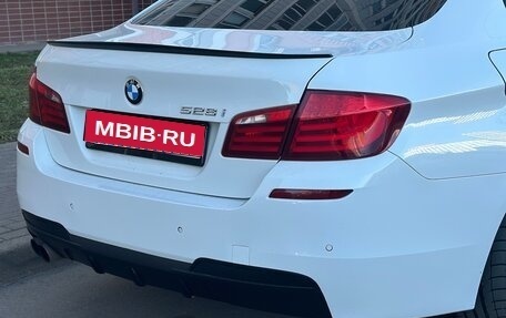 BMW 5 серия, 2012 год, 1 750 000 рублей, 4 фотография