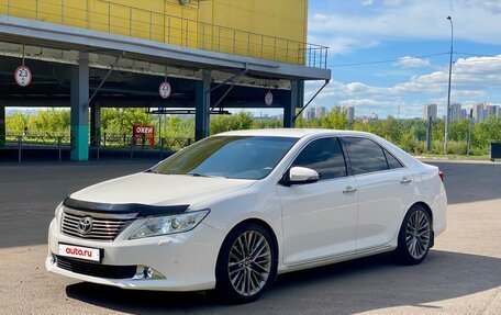 Toyota Camry, 2013 год, 1 720 000 рублей, 2 фотография