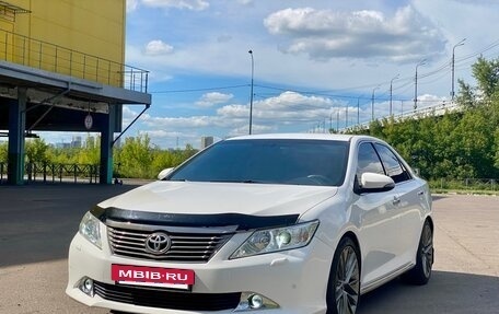 Toyota Camry, 2013 год, 1 720 000 рублей, 3 фотография