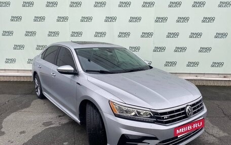 Volkswagen Passat B8 рестайлинг, 2018 год, 1 650 000 рублей, 3 фотография