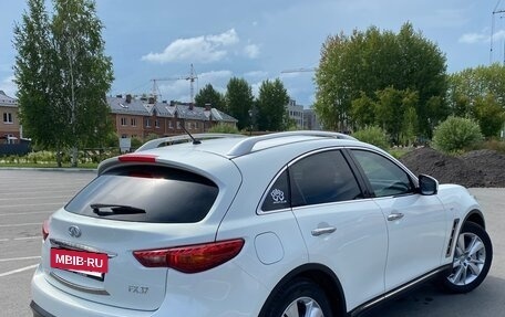 Infiniti FX II, 2013 год, 2 220 000 рублей, 5 фотография