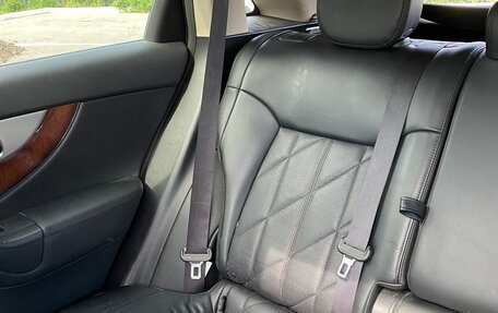 Infiniti FX II, 2013 год, 2 220 000 рублей, 20 фотография