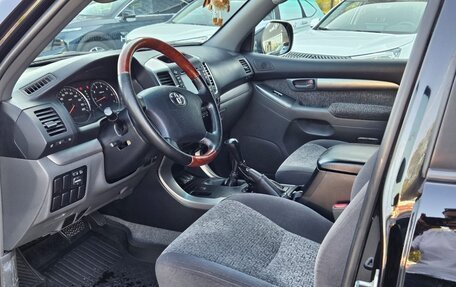 Toyota Land Cruiser Prado 120 рестайлинг, 2006 год, 2 000 000 рублей, 11 фотография