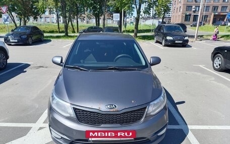 KIA Rio III рестайлинг, 2015 год, 800 000 рублей, 3 фотография