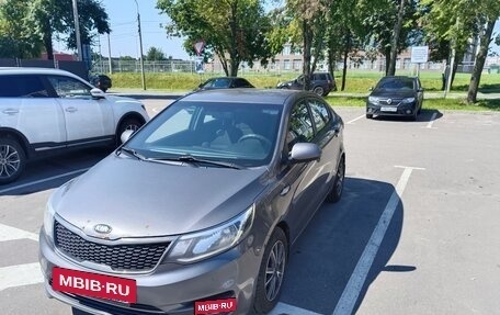KIA Rio III рестайлинг, 2015 год, 800 000 рублей, 2 фотография