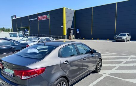 KIA Rio III рестайлинг, 2015 год, 800 000 рублей, 5 фотография