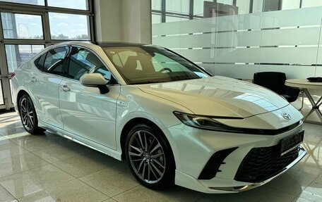 Toyota Camry, 2025 год, 4 500 000 рублей, 3 фотография