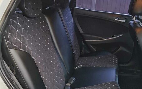 Hyundai Solaris II рестайлинг, 2014 год, 1 210 000 рублей, 9 фотография