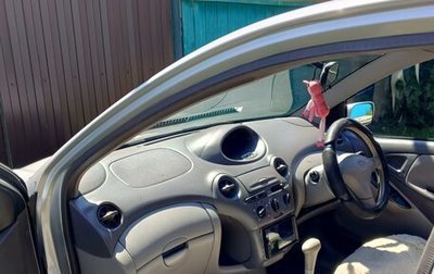 Toyota Platz, 2000 год, 300 000 рублей, 1 фотография