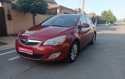 Opel Astra J, 2010 год, 670 000 рублей, 1 фотография