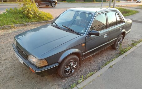 Mazda 323, 1988 год, 95 000 рублей, 1 фотография