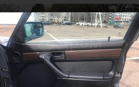 BMW 7 серия, 1988 год, 650 000 рублей, 8 фотография