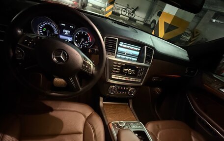 Mercedes-Benz GL-Класс, 2014 год, 3 300 000 рублей, 12 фотография