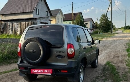 Chevrolet Niva I рестайлинг, 2009 год, 445 000 рублей, 7 фотография
