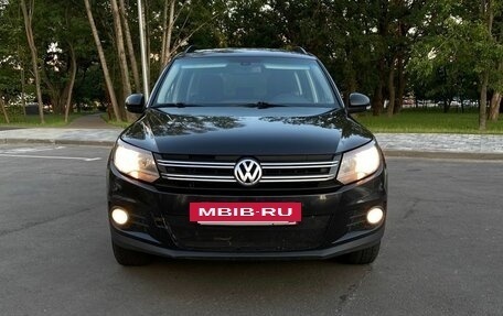 Volkswagen Tiguan I, 2011 год, 835 000 рублей, 2 фотография