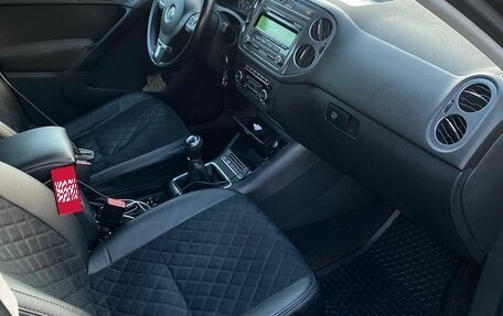 Volkswagen Tiguan I, 2011 год, 835 000 рублей, 11 фотография
