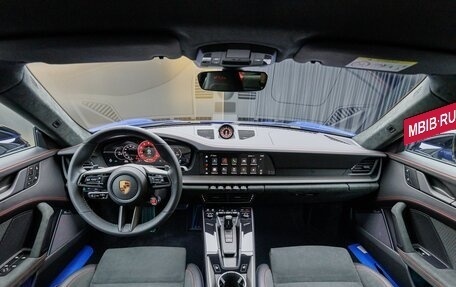Porsche 911, 2025 год, 28 250 000 рублей, 22 фотография