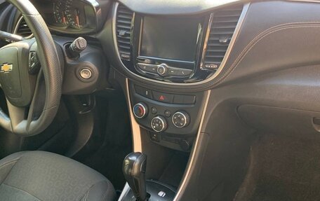 Chevrolet Trax, 2020 год, 1 250 000 рублей, 12 фотография