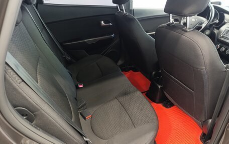 KIA Rio III рестайлинг, 2017 год, 880 000 рублей, 10 фотография