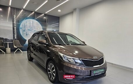 KIA Rio III рестайлинг, 2017 год, 880 000 рублей, 3 фотография