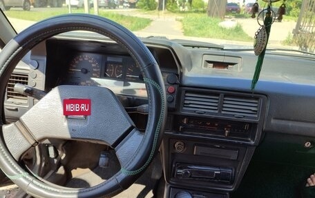 Mazda 323, 1988 год, 95 000 рублей, 6 фотография