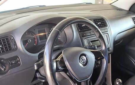 Volkswagen Polo VI (EU Market), 2015 год, 1 090 000 рублей, 6 фотография