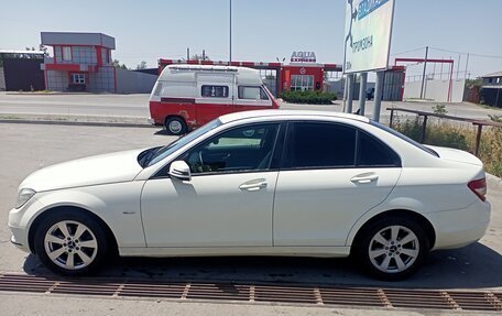 Mercedes-Benz C-Класс, 2010 год, 1 000 000 рублей, 2 фотография