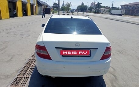 Mercedes-Benz C-Класс, 2010 год, 1 000 000 рублей, 3 фотография