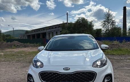 KIA Sportage IV рестайлинг, 2019 год, 2 000 000 рублей, 2 фотография