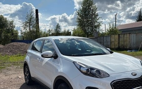 KIA Sportage IV рестайлинг, 2019 год, 2 000 000 рублей, 8 фотография