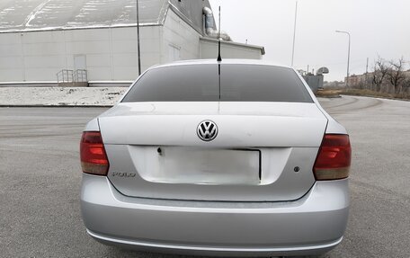 Volkswagen Polo VI (EU Market), 2011 год, 650 000 рублей, 3 фотография