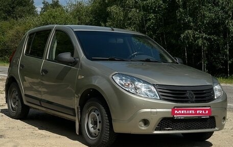 Renault Logan I, 2010 год, 370 000 рублей, 3 фотография