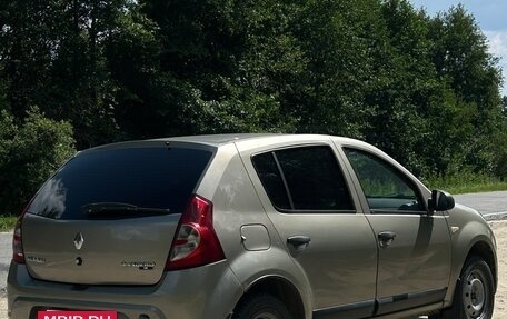Renault Logan I, 2010 год, 370 000 рублей, 4 фотография