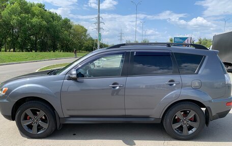 Mitsubishi Outlander III рестайлинг 3, 2011 год, 1 140 000 рублей, 3 фотография
