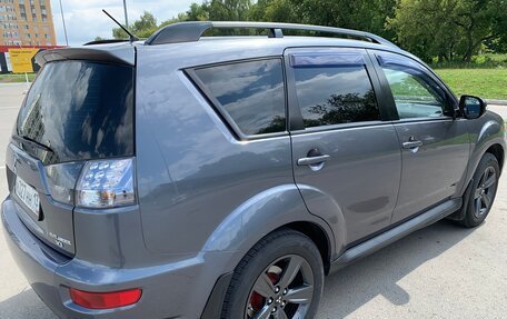 Mitsubishi Outlander III рестайлинг 3, 2011 год, 1 140 000 рублей, 6 фотография