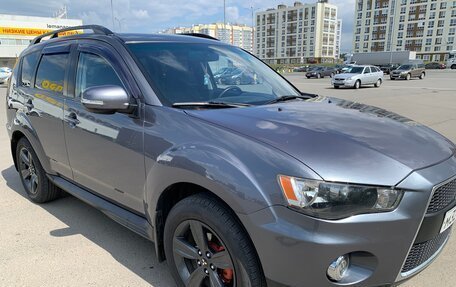 Mitsubishi Outlander III рестайлинг 3, 2011 год, 1 140 000 рублей, 8 фотография